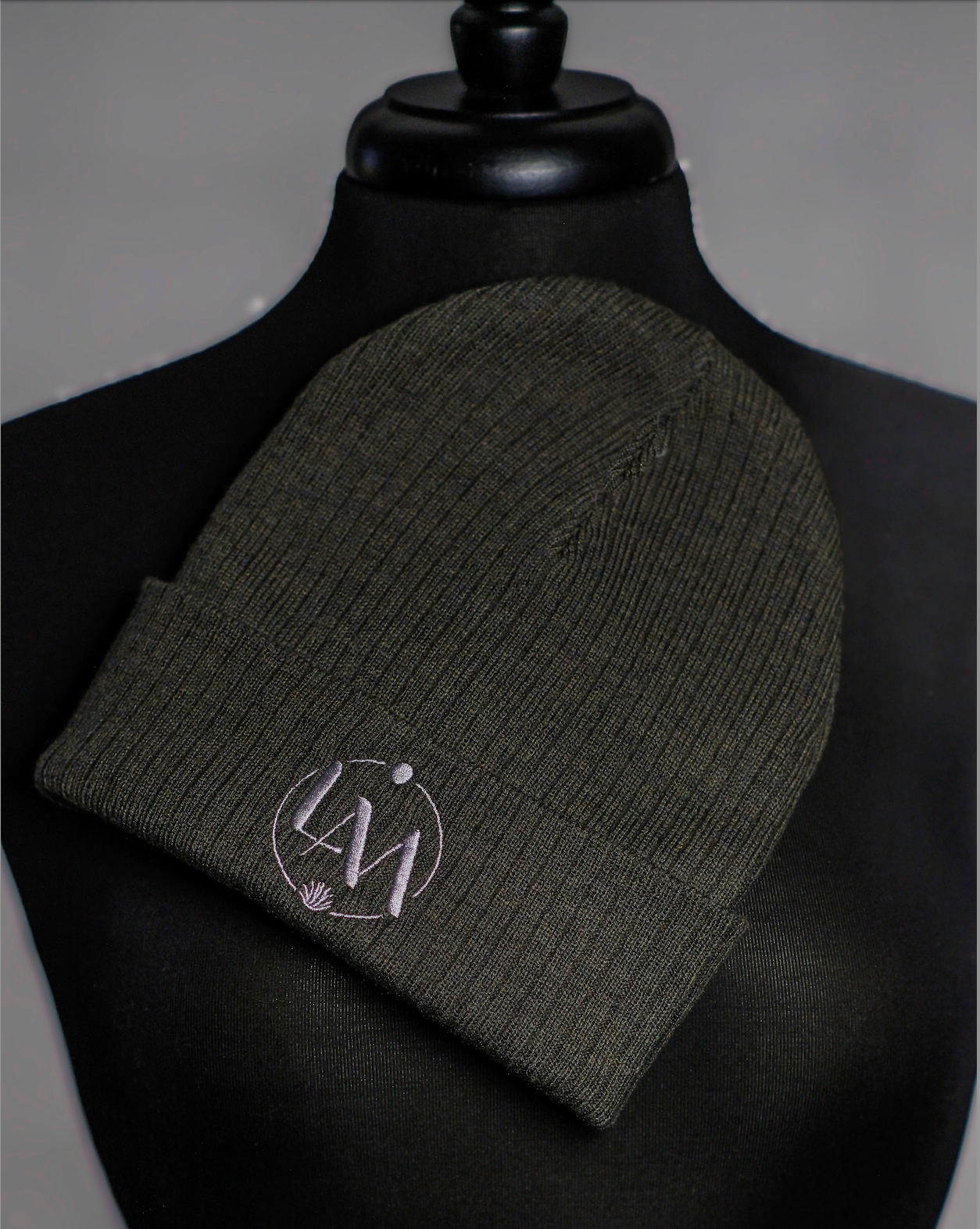 Las Melodías Knit Beanie